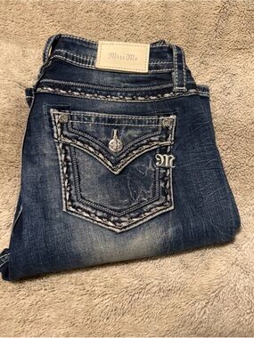 Miss Me dark blue cross stitched Mid Rise Boot Cut jeans sz 28 x 32